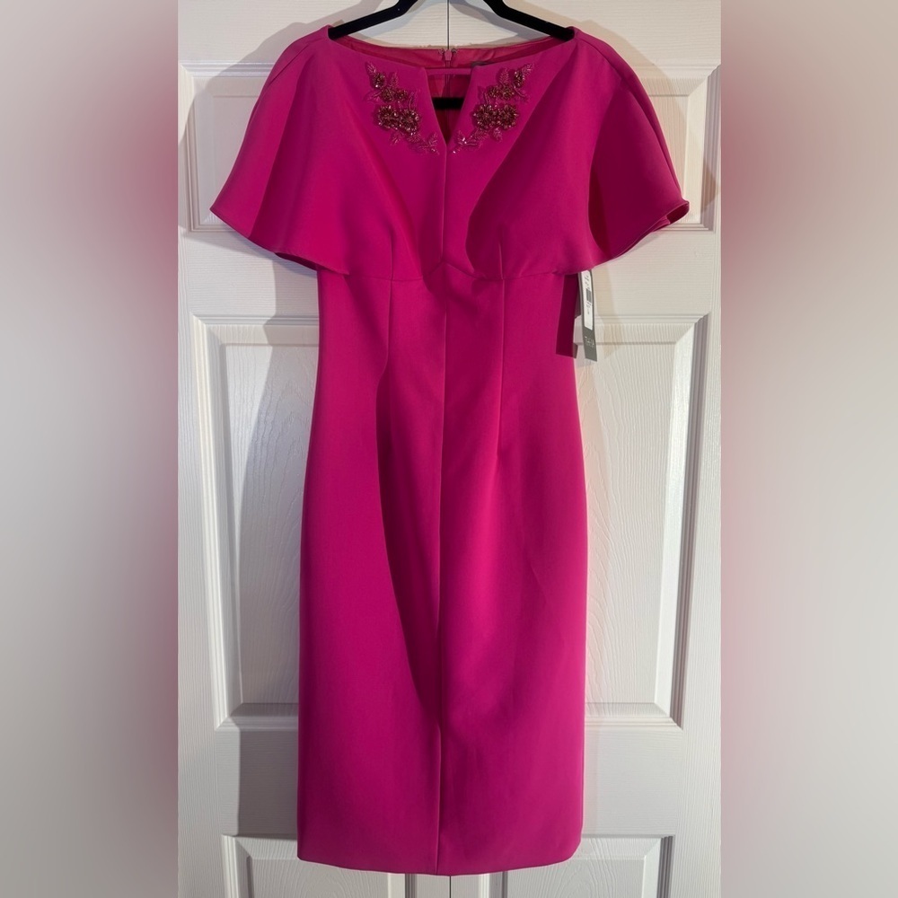 Theia Boatneck Sheath Dress with Beaded Cutout NWT size 4